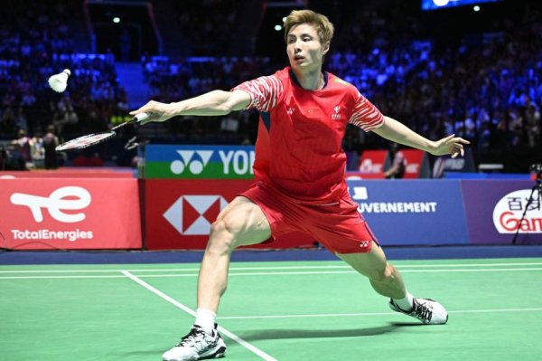 石宇奇2-0驯服朱利安 晋级羽毛球世锦赛男单16强